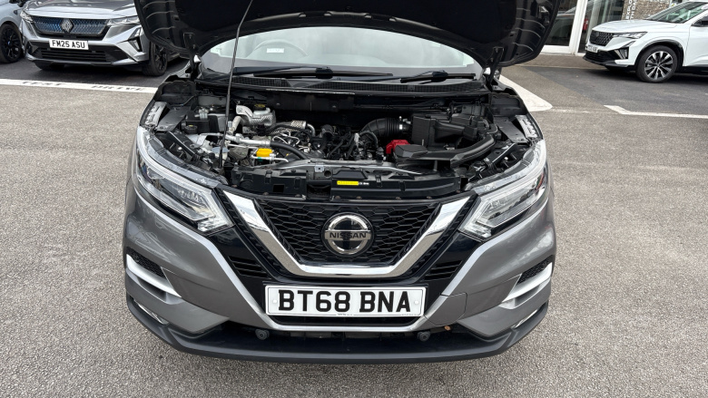 Nissan Qashqai 1.3 DiG-T Tekna 5dr Petrol Hatchback